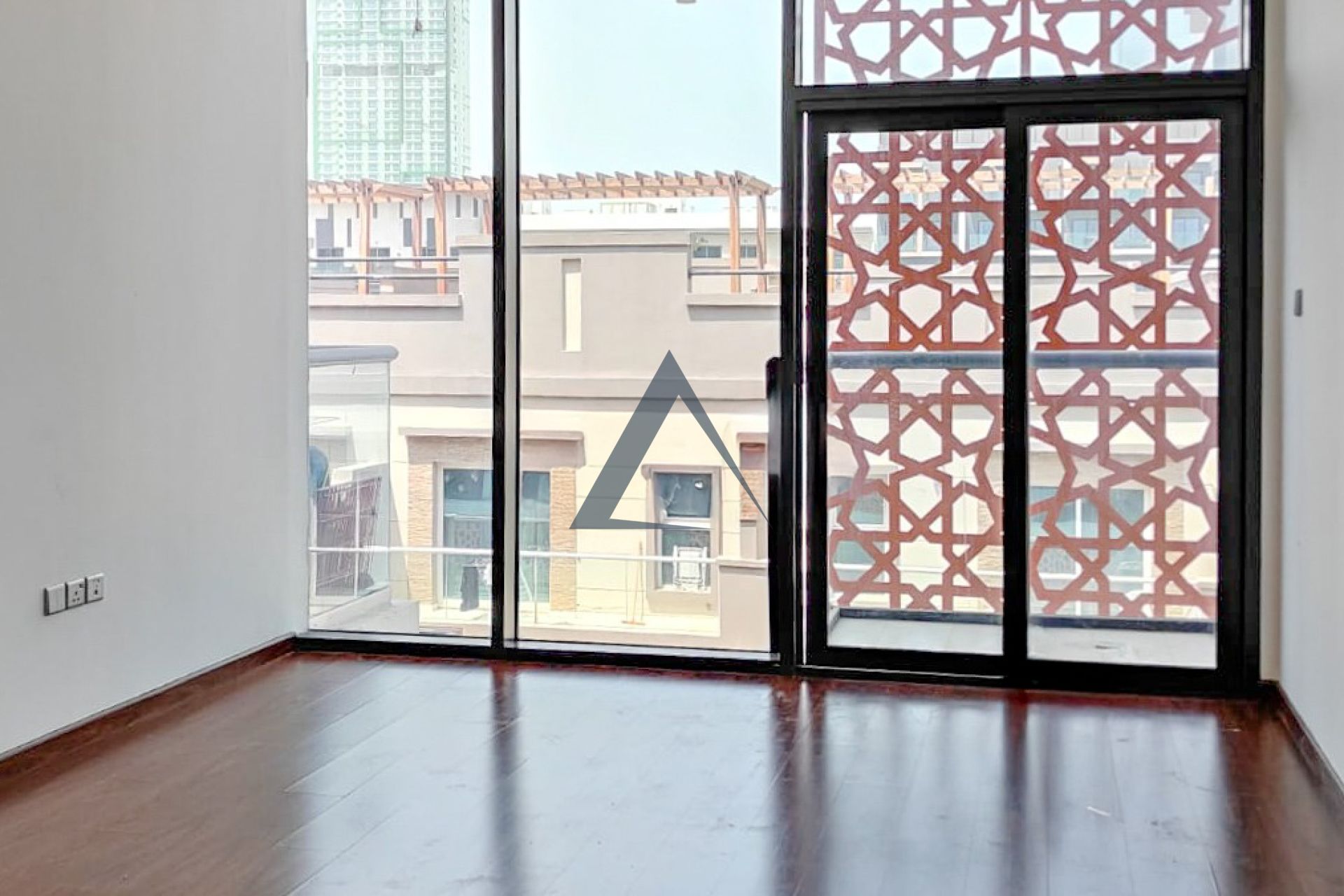 Fully Furnished Studio | Vacant | 12 Cheques