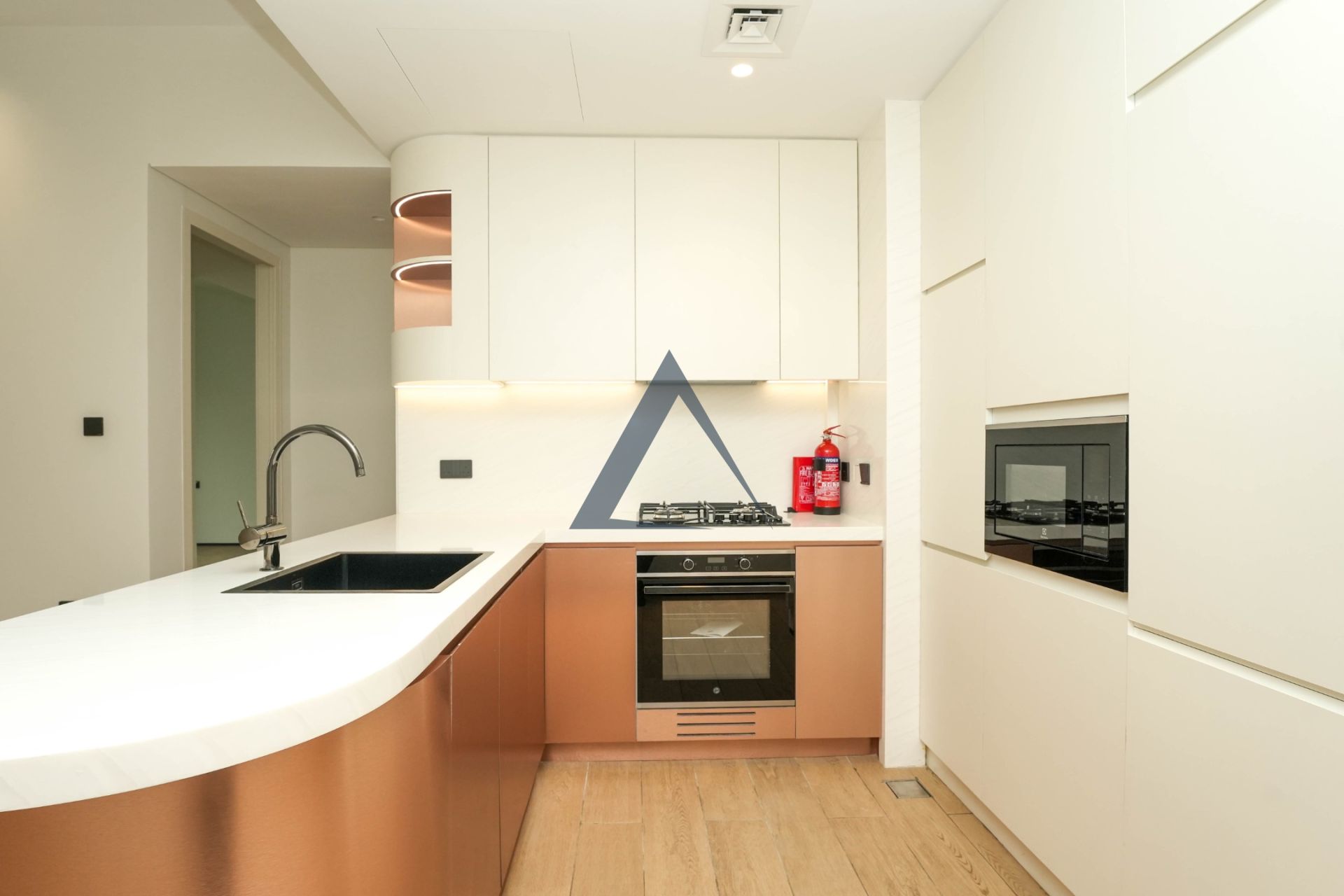 Brand-New Apartment on a High Floor with Strong ROI Potential