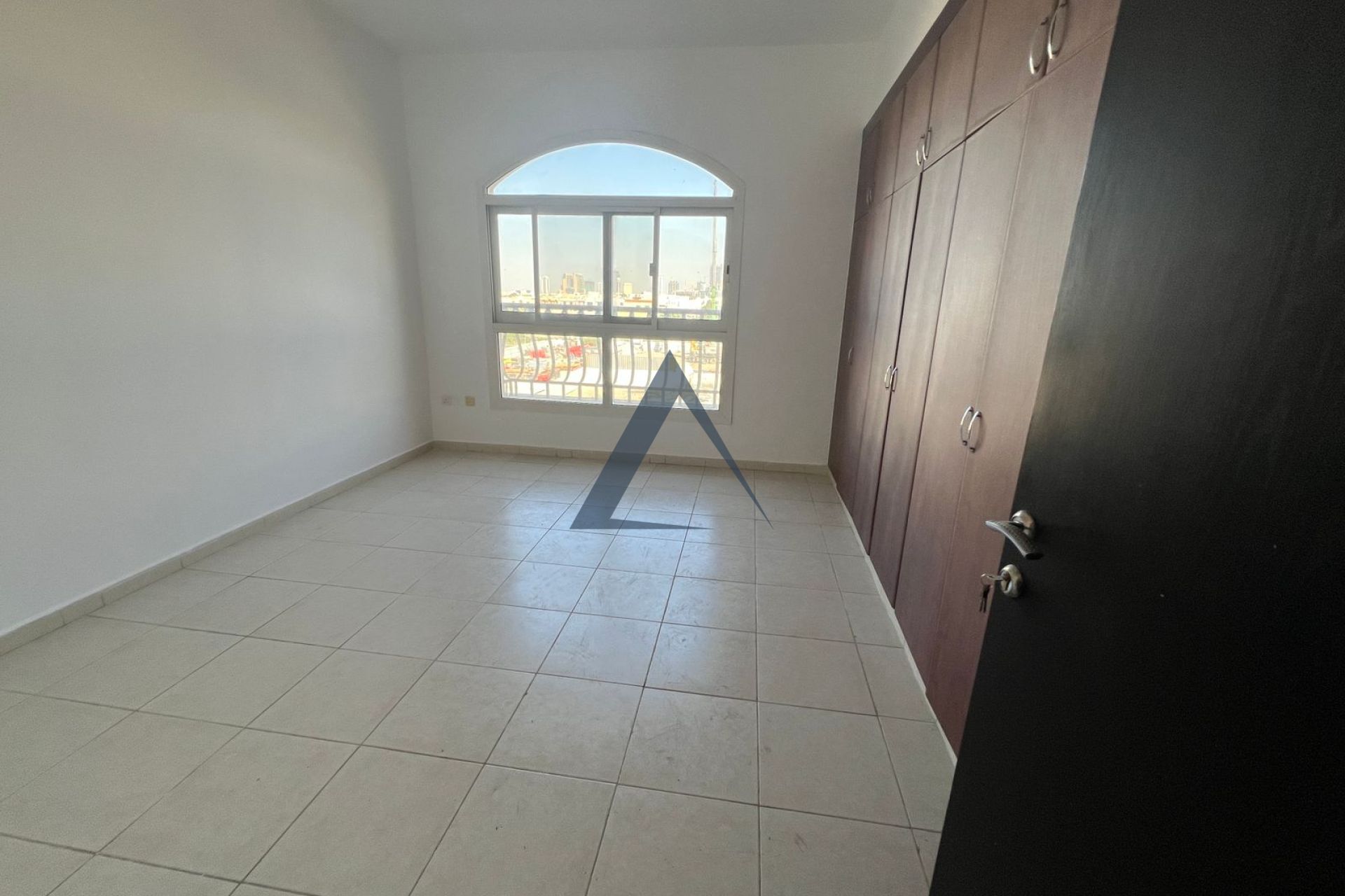 Open View | Big Size | Next To Circle Mall