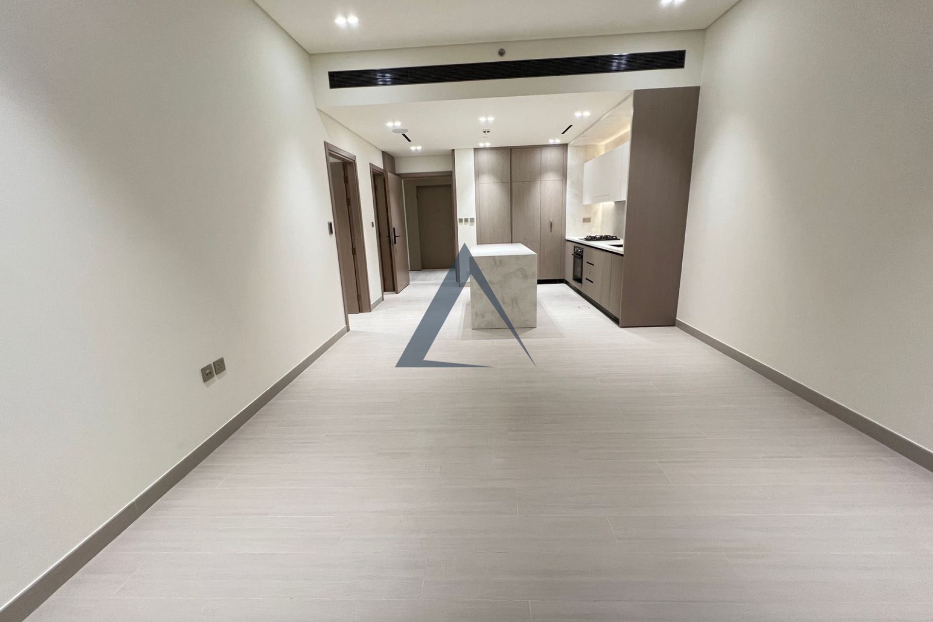 Road View | Park View | Near to Exit