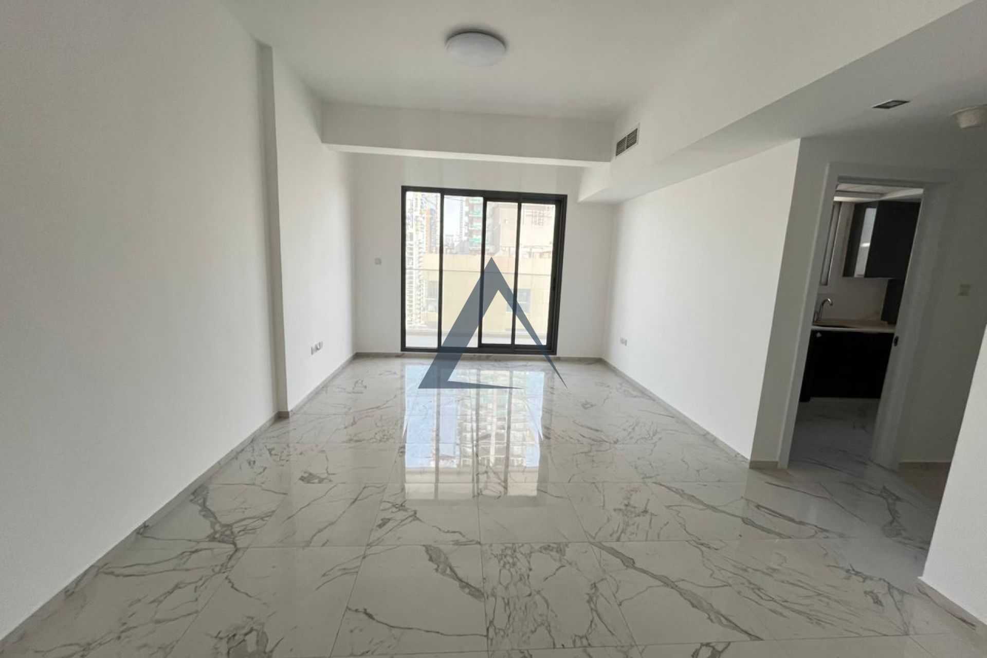 Spacious 1BR Apartment | Ready To Move In | Vacant