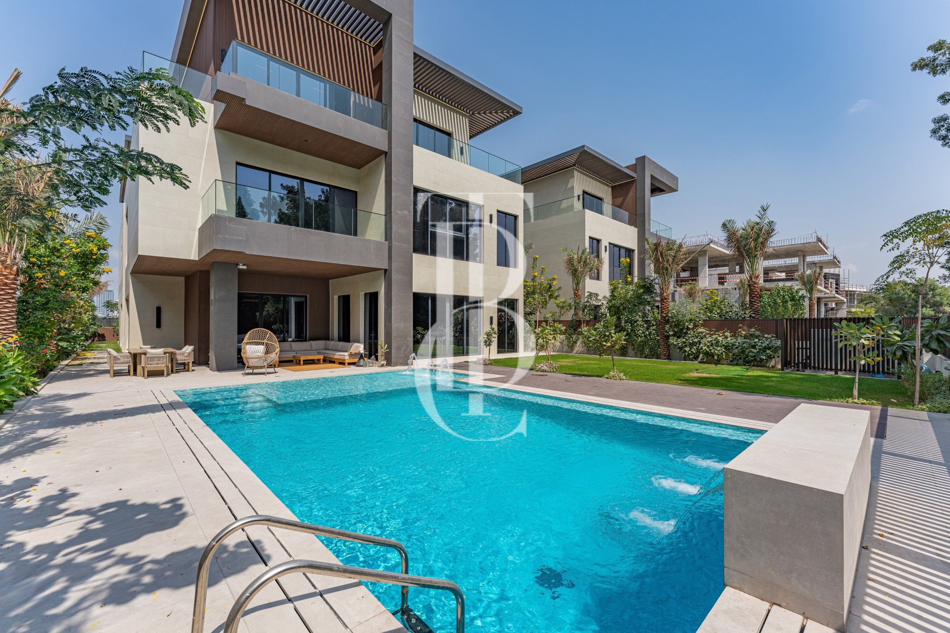Ultra Luxury Mansion | 8 BR with Rooftop Skyline