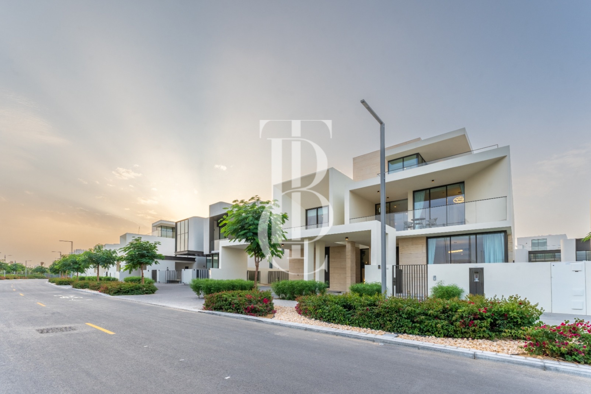 Branded Luxury | 5BR Classic Villa | Lagoon View