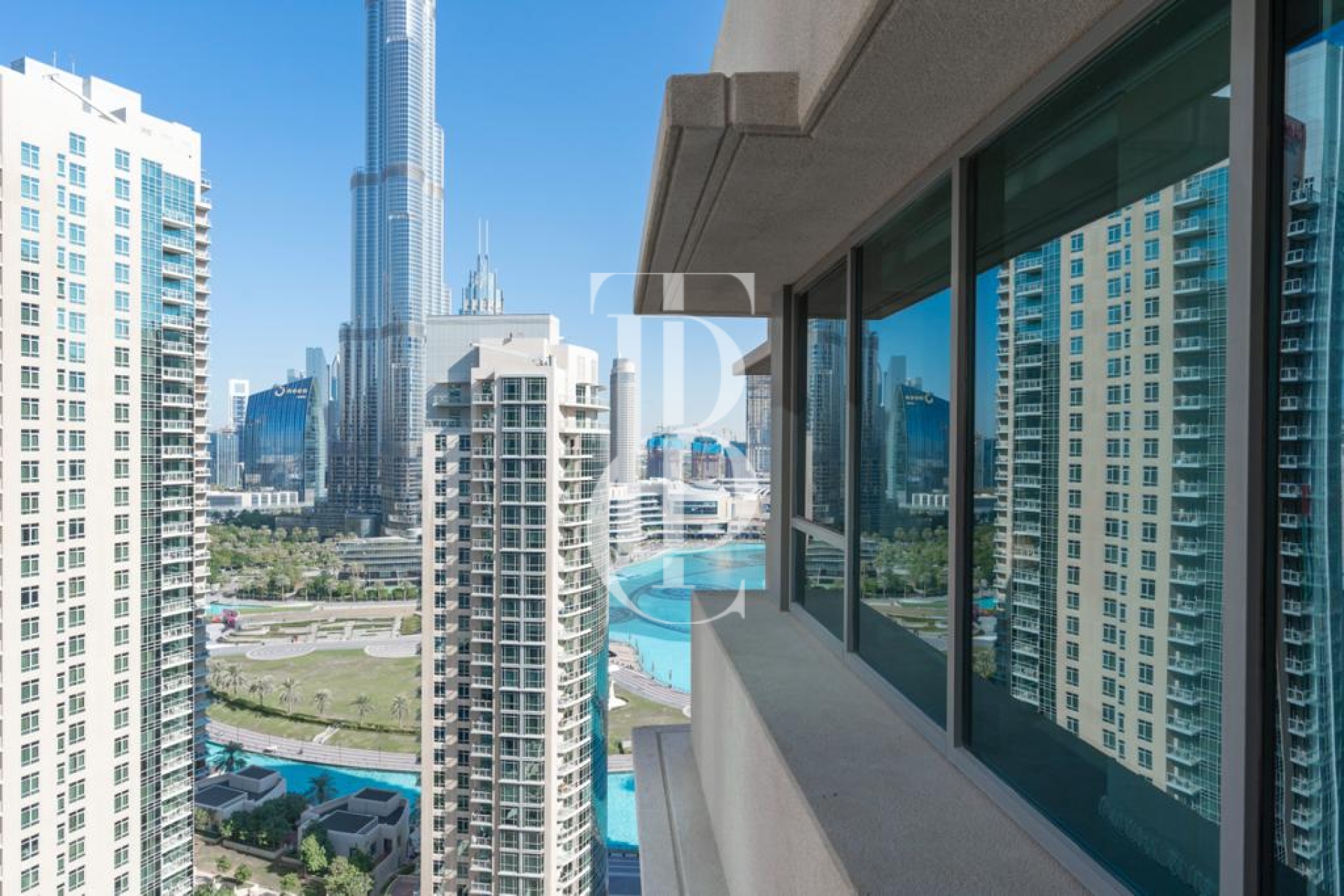 Fully furnished | Burj Khalifa Views | Vacant