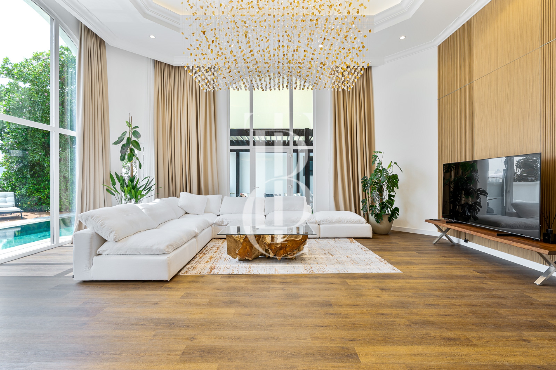 Luxury 4BR Garden Home | Burj Al Arab Views