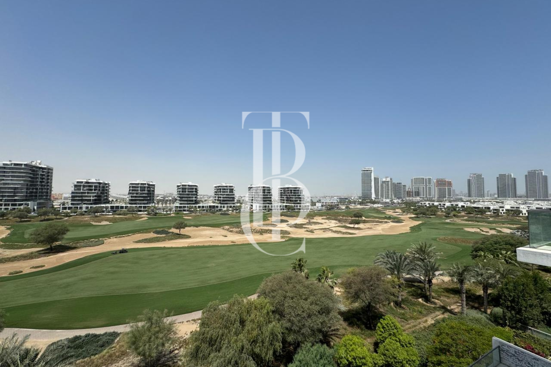 One of a kind | Panoramic Golf Views | Corner unit