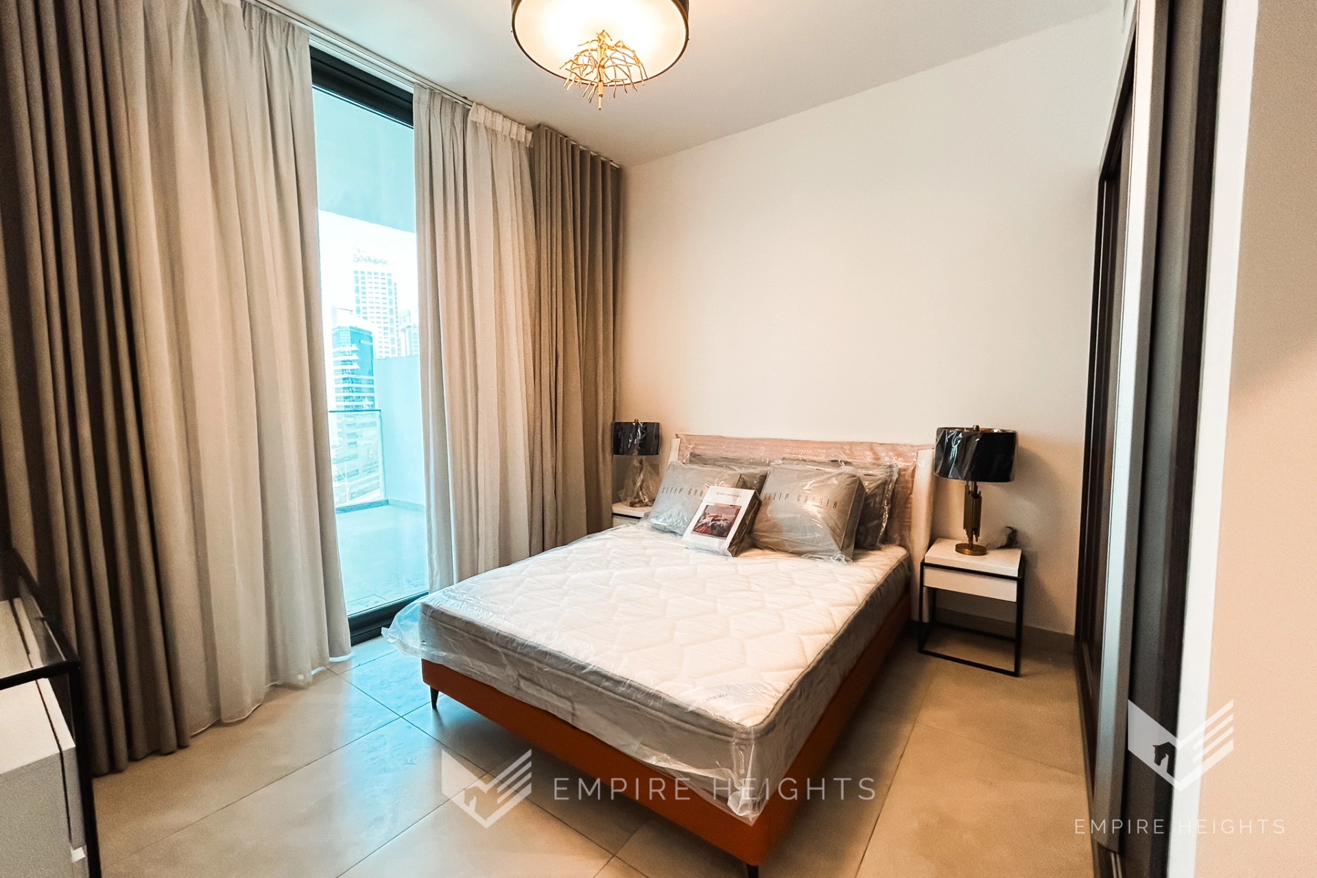 The Paragon by IGO