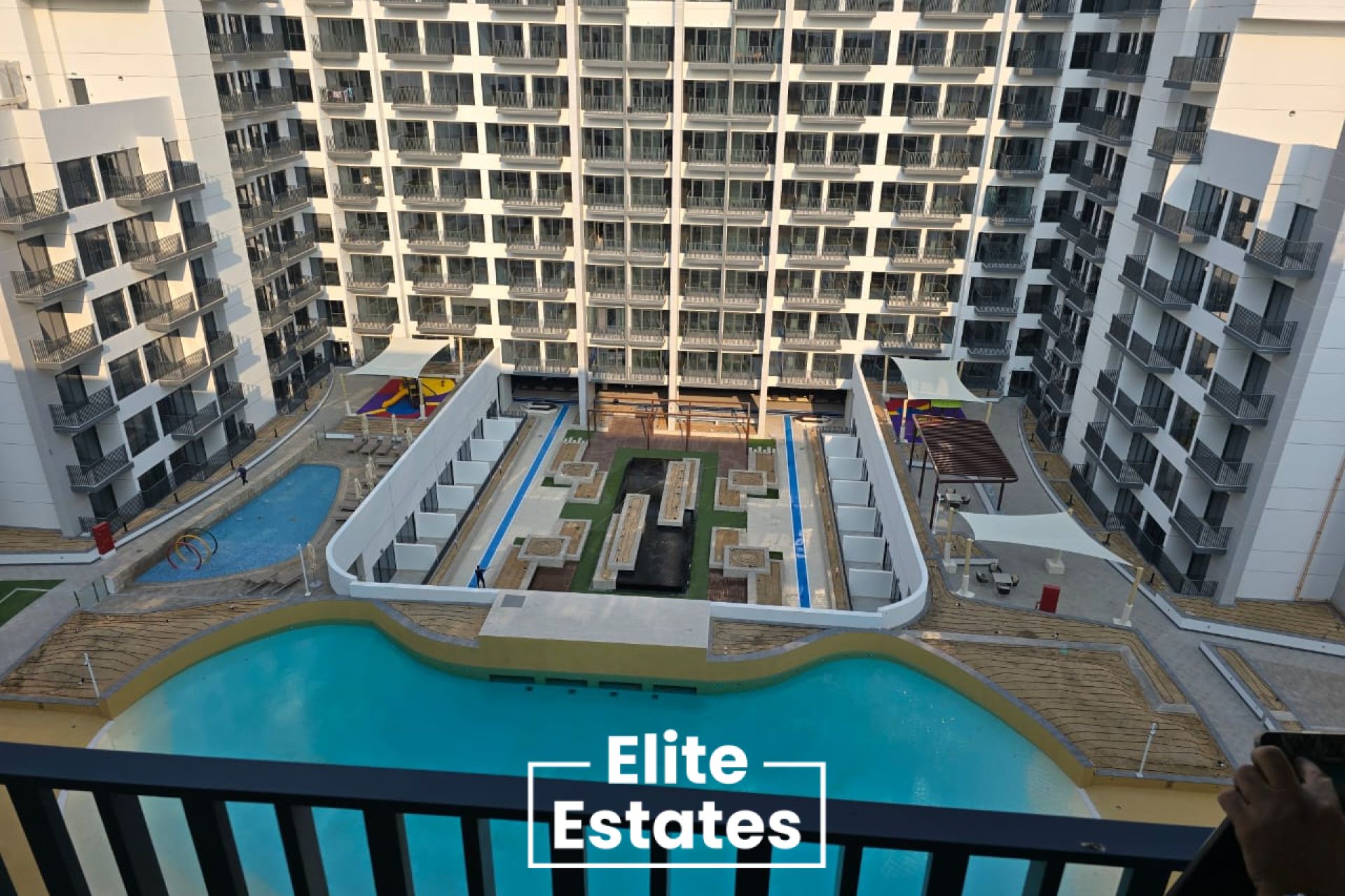 Ready to Move | Bright Layout | Great Amenities