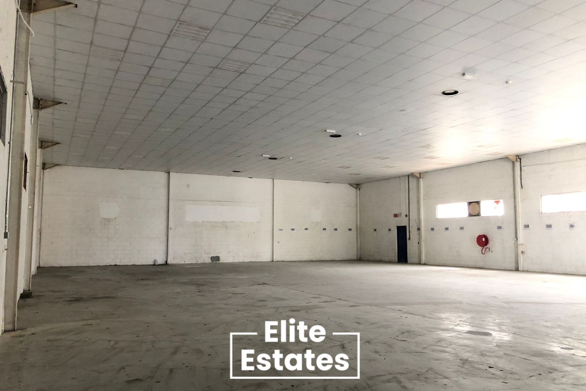 Big Warehouse | Freezer Storage | 200kW Power