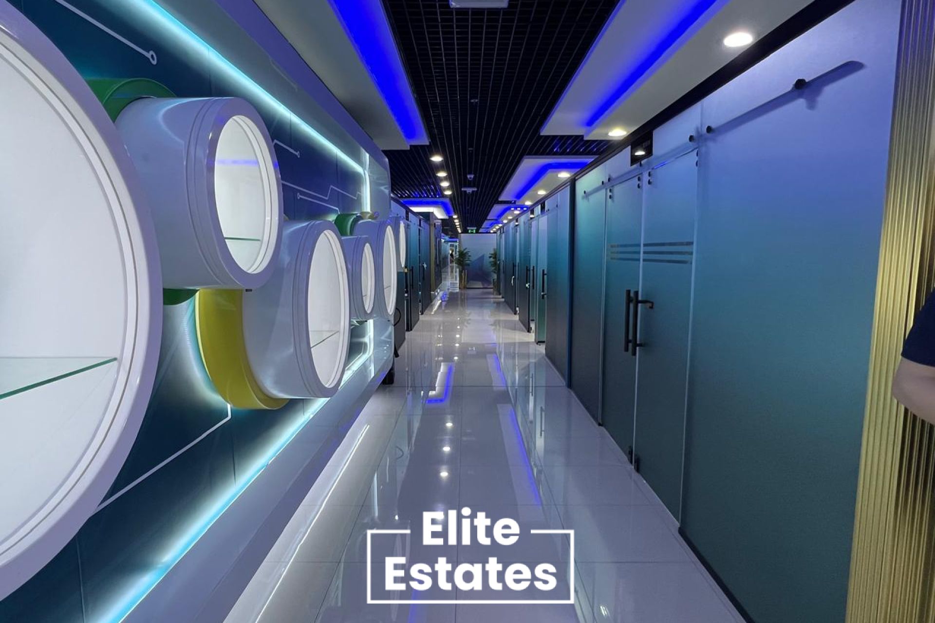 Workspace with Meeting Room &amp; Utilities