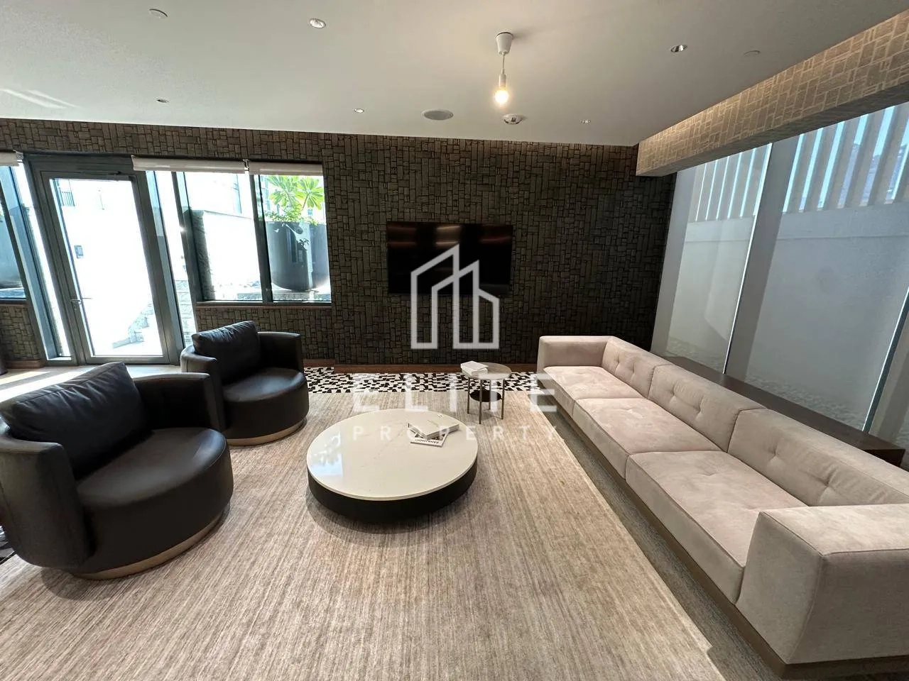 FAIRMONT RESIDENCES
