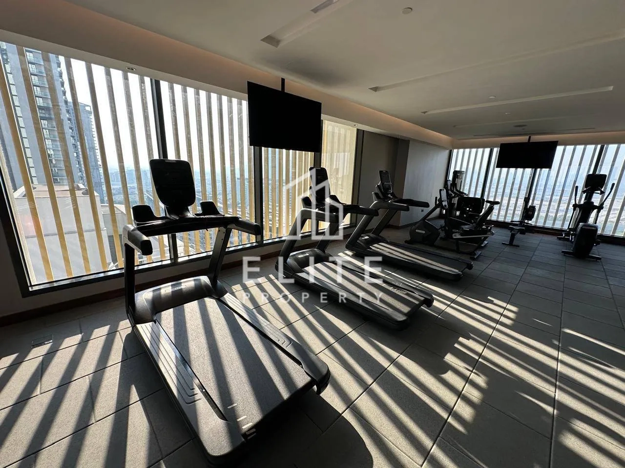 FAIRMONT RESIDENCES