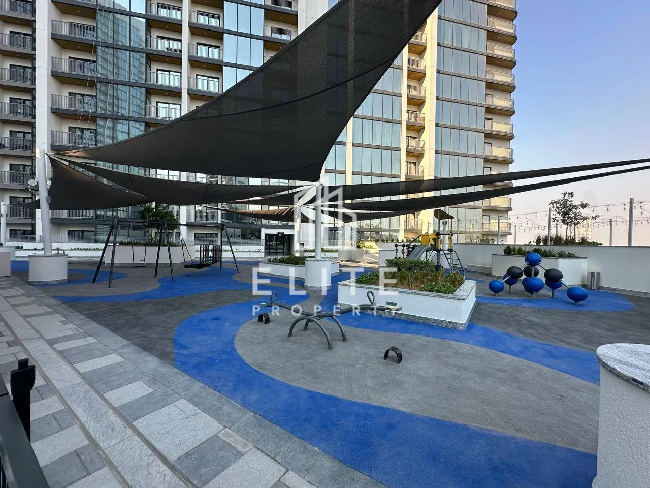 FAIRMONT RESIDENCES