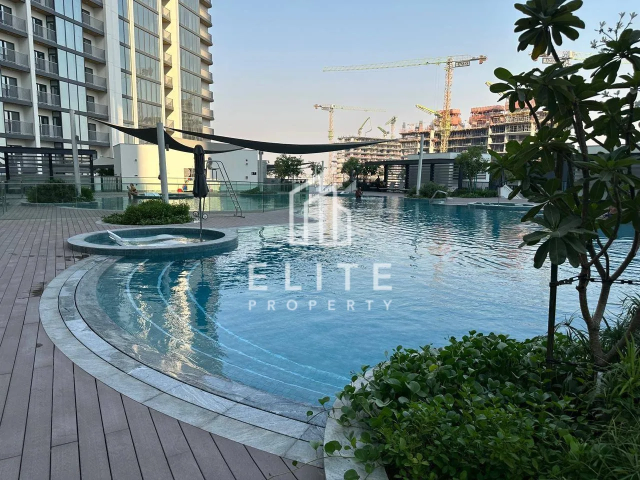 FAIRMONT RESIDENCES