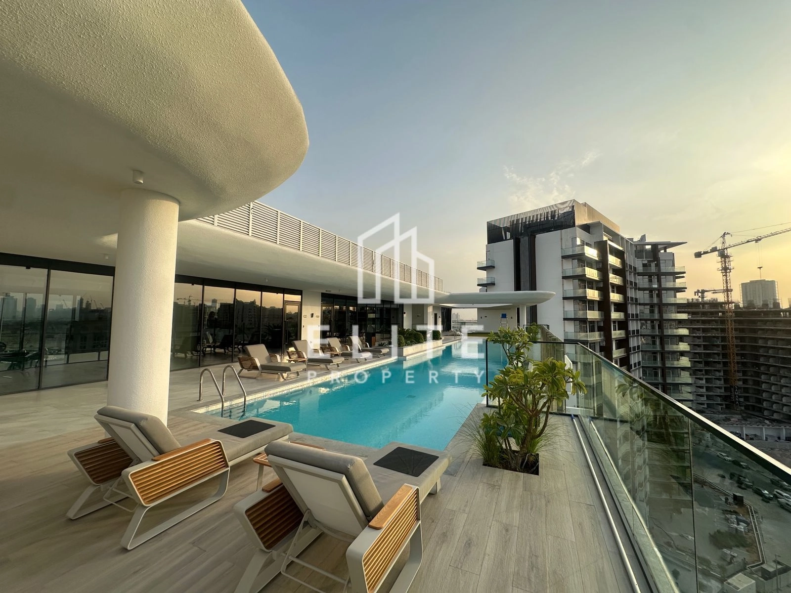 Vacant | Pool Facing | Mid Floor