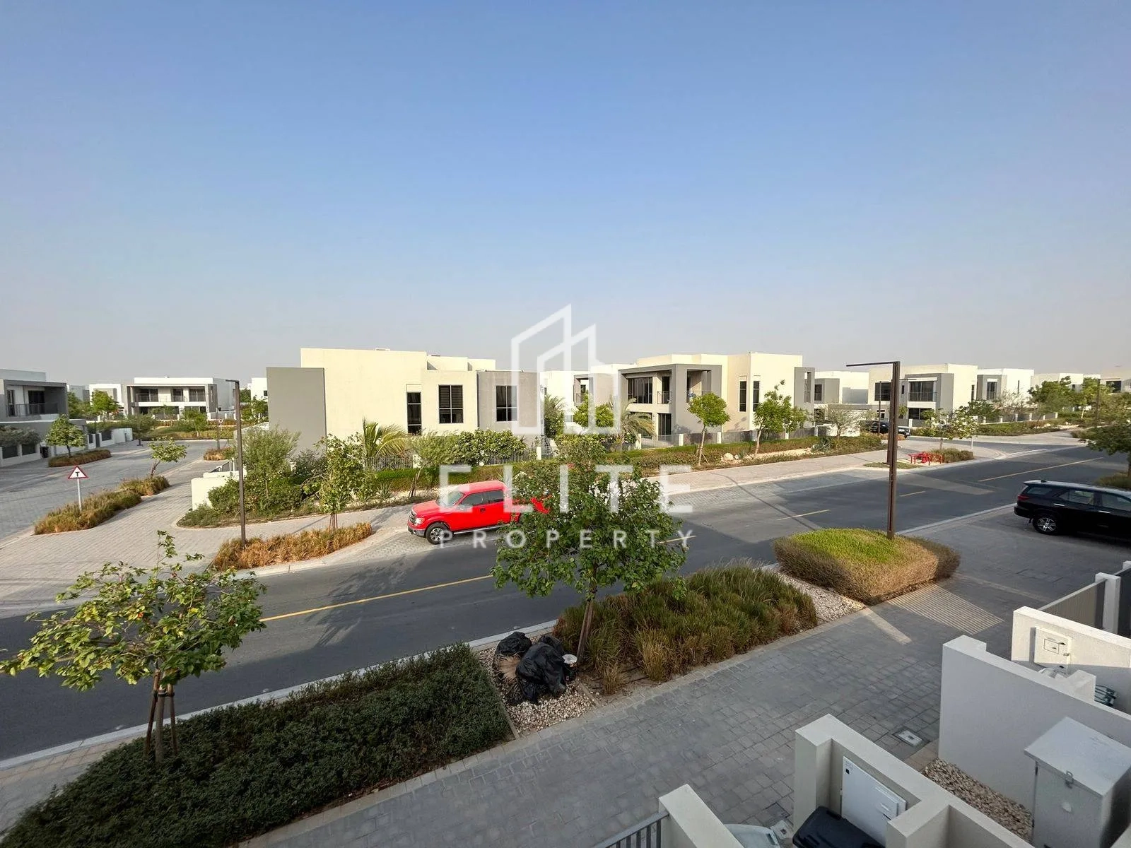 Single Row | Greenbelt | Close to Pool and Park