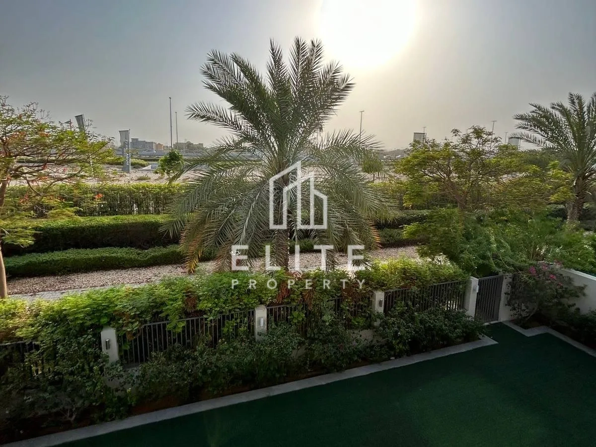 Single Row | Greenbelt | Close to Pool and Park