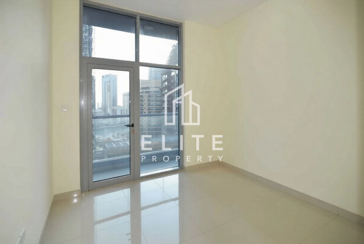Vacant | Big Layout | Partial Marina Views