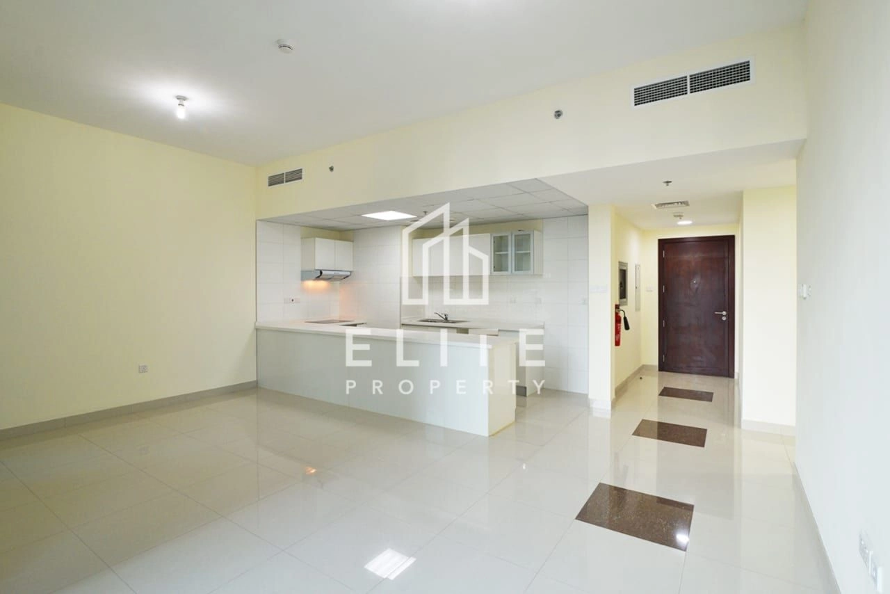 Vacant | Big Layout | Partial Marina Views