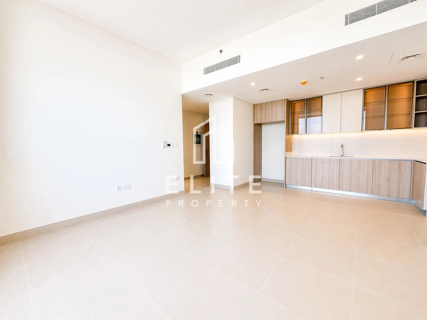 HIGH FLOOR | FABULOUS VIEW | BRAND NEW