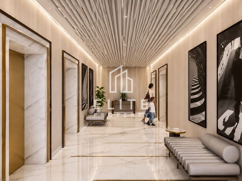HILTON BRANDED I MALL ACCESS I LARGE LAYOUT