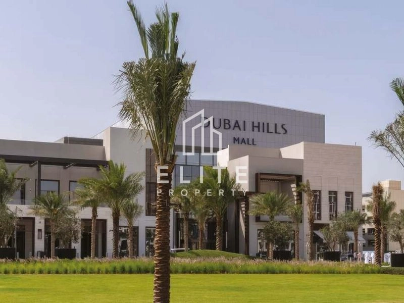 HILTON BRANDED I MALL ACCESS I LARGE LAYOUT
