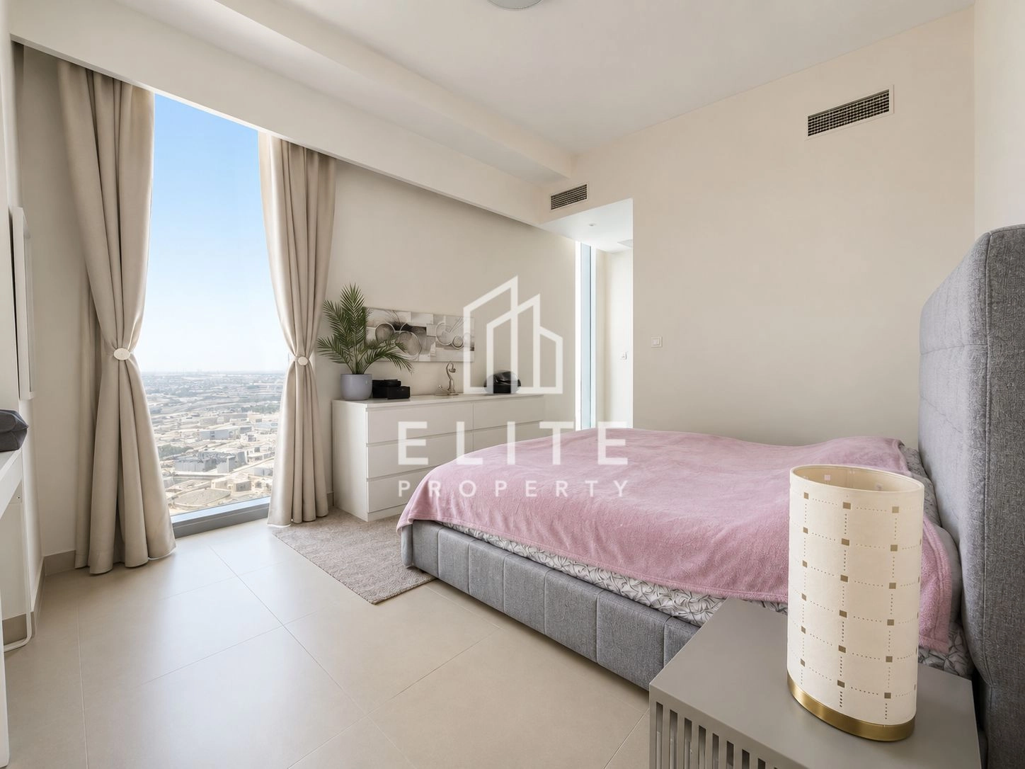 Exclusive | Marina View | Vacant
