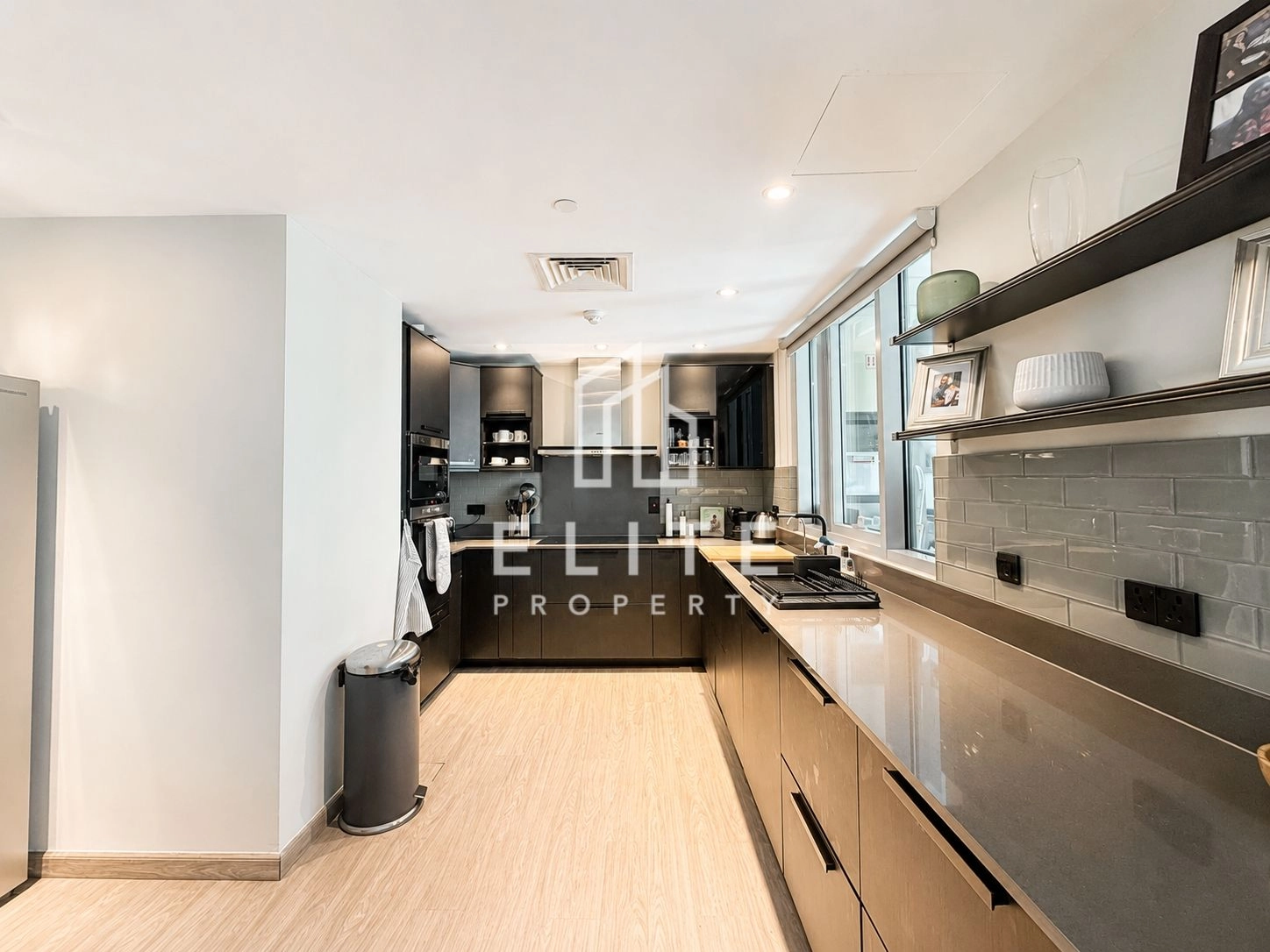 SPACIOUS LAYOUT, UPGRADED, FURNISHED / UNFURNISHED