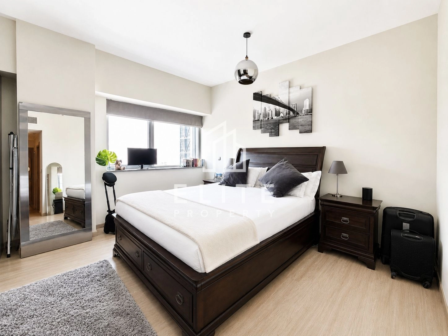 SPACIOUS LAYOUT, UPGRADED, FURNISHED / UNFURNISHED