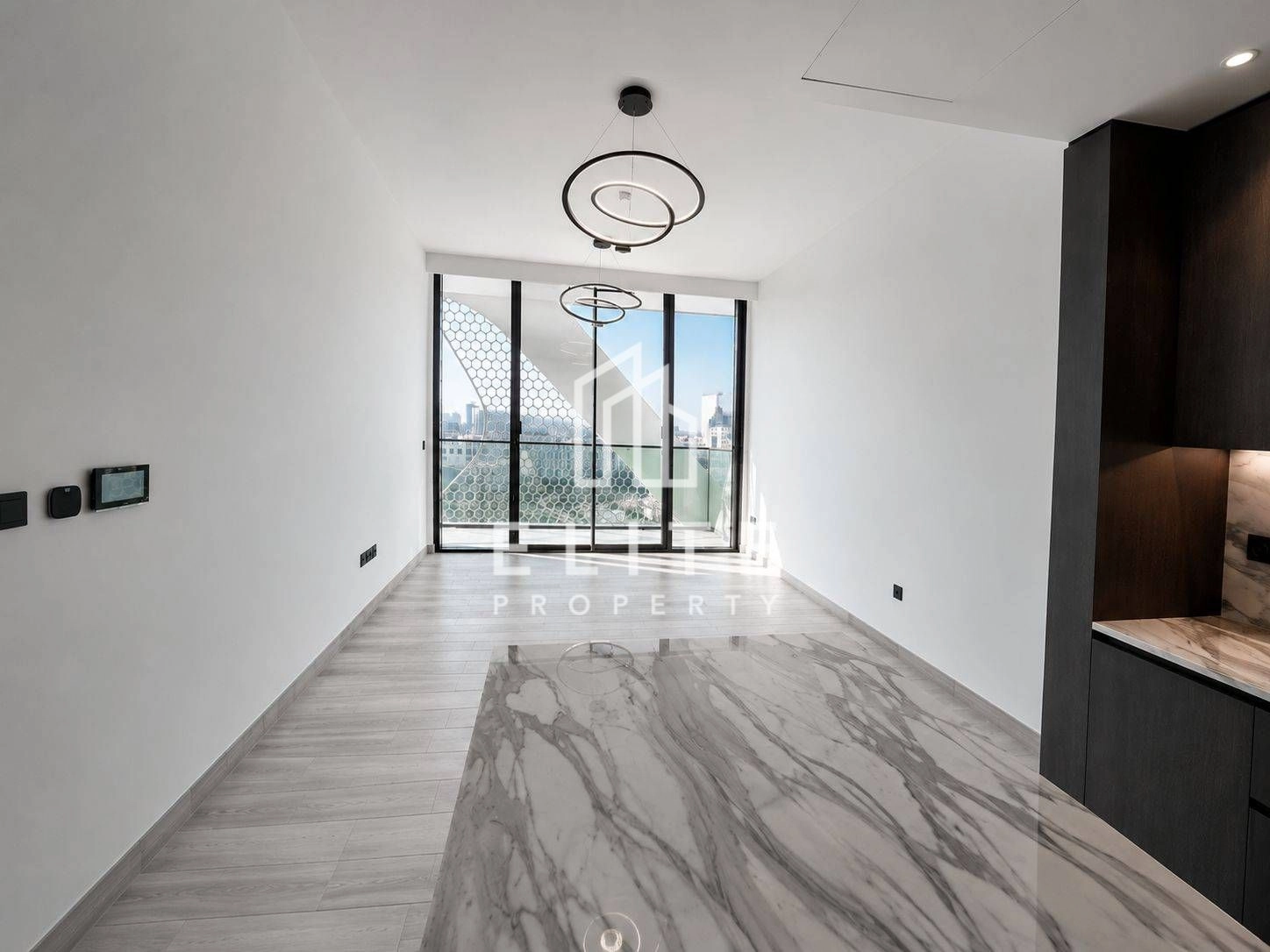 Vacant | Park View | Private Pool