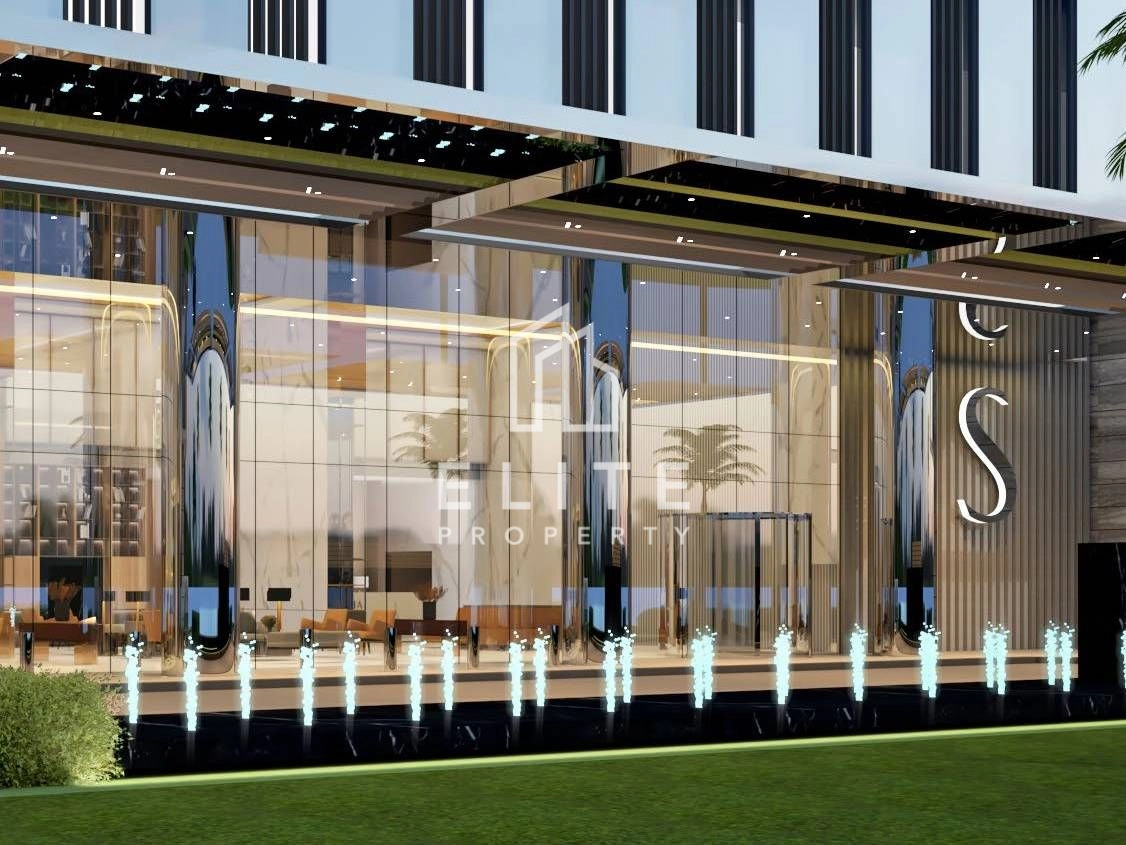 6-Bed Duplex with 360 Views of Dubai | Ready