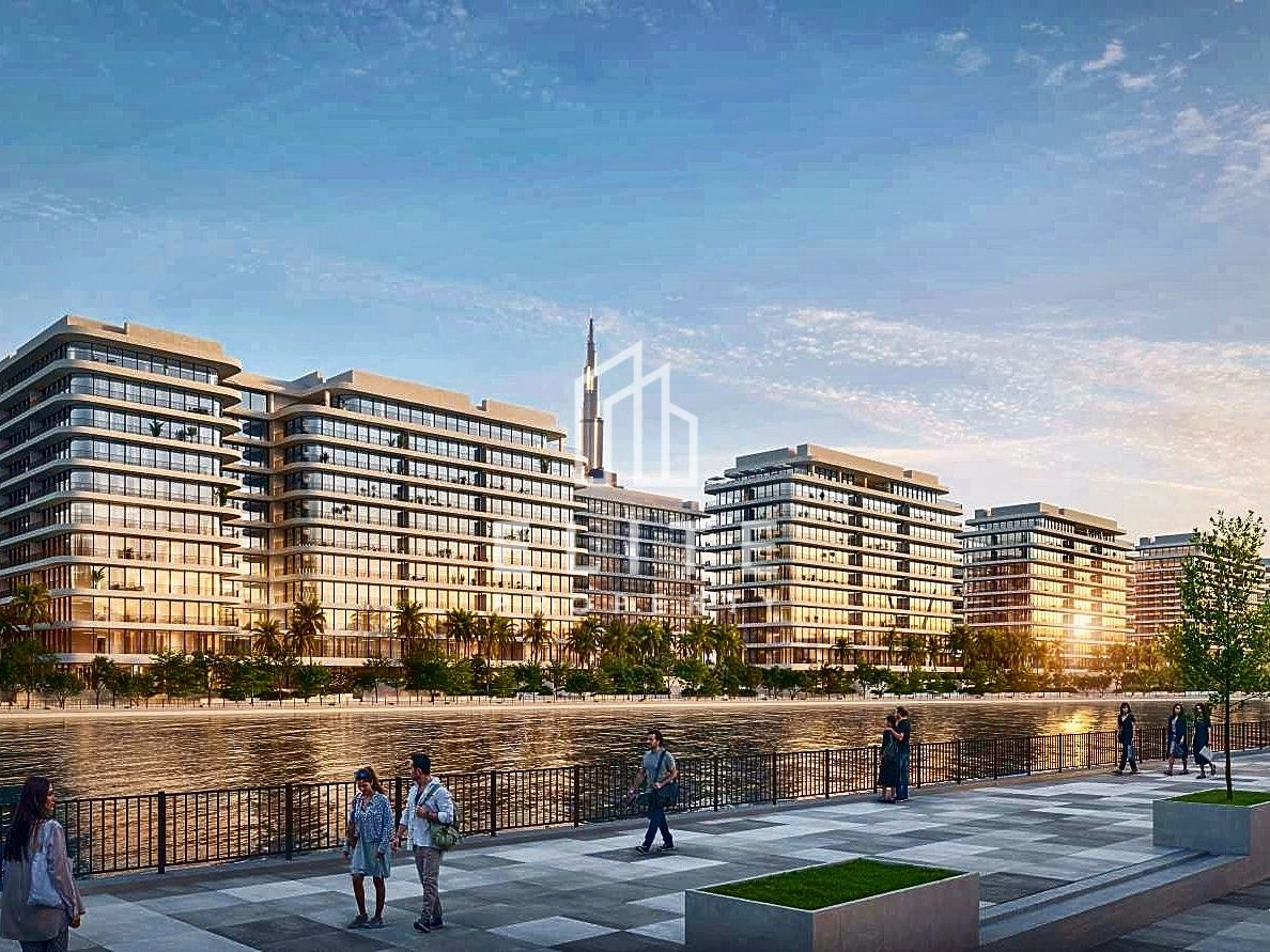 FULL FLOOR PENTHOUSE, COMMUNITY EXPERT, HIGH FLOOR