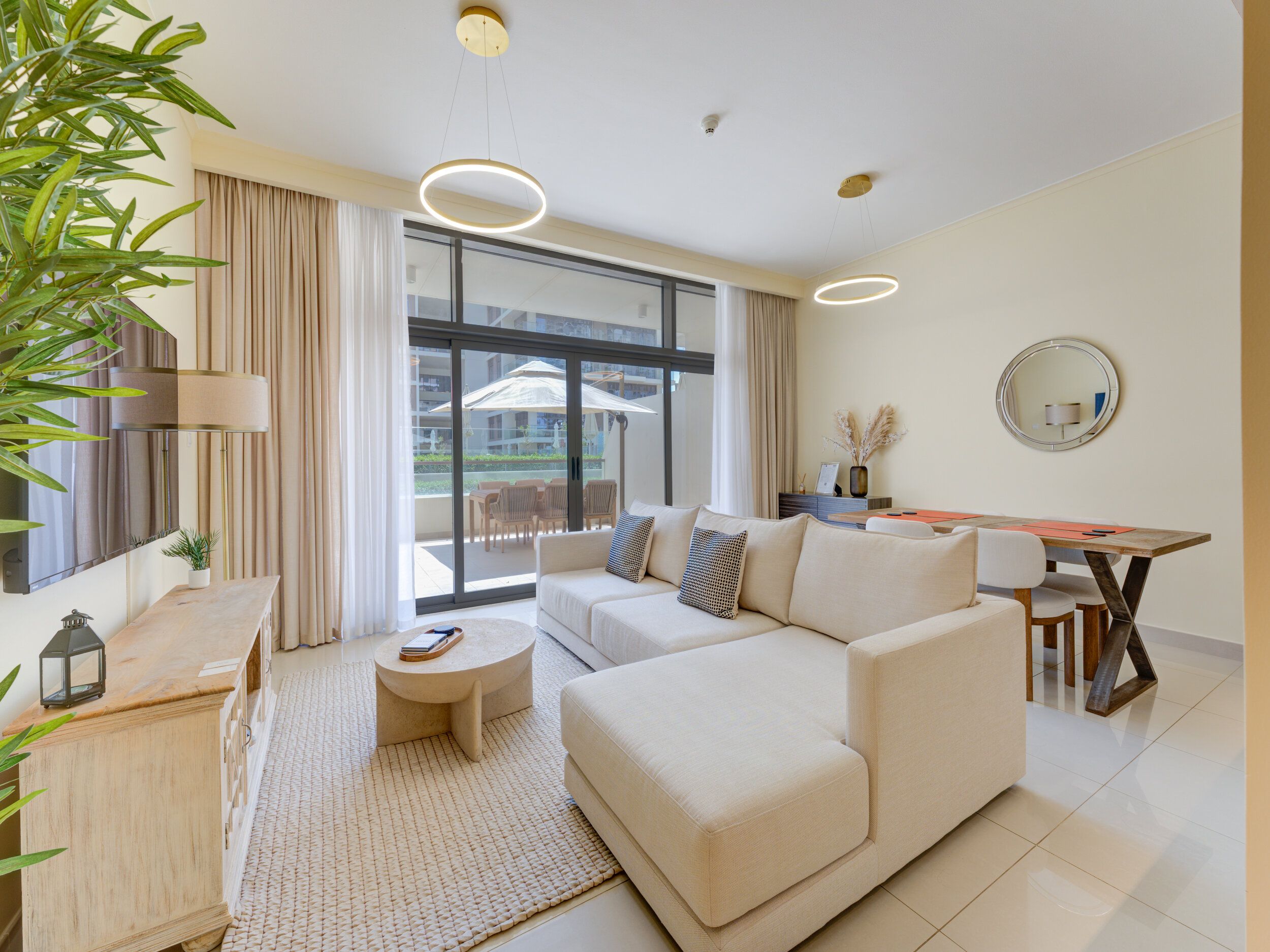Luxury 2BR | Pool View | Direct Park Access | Mall