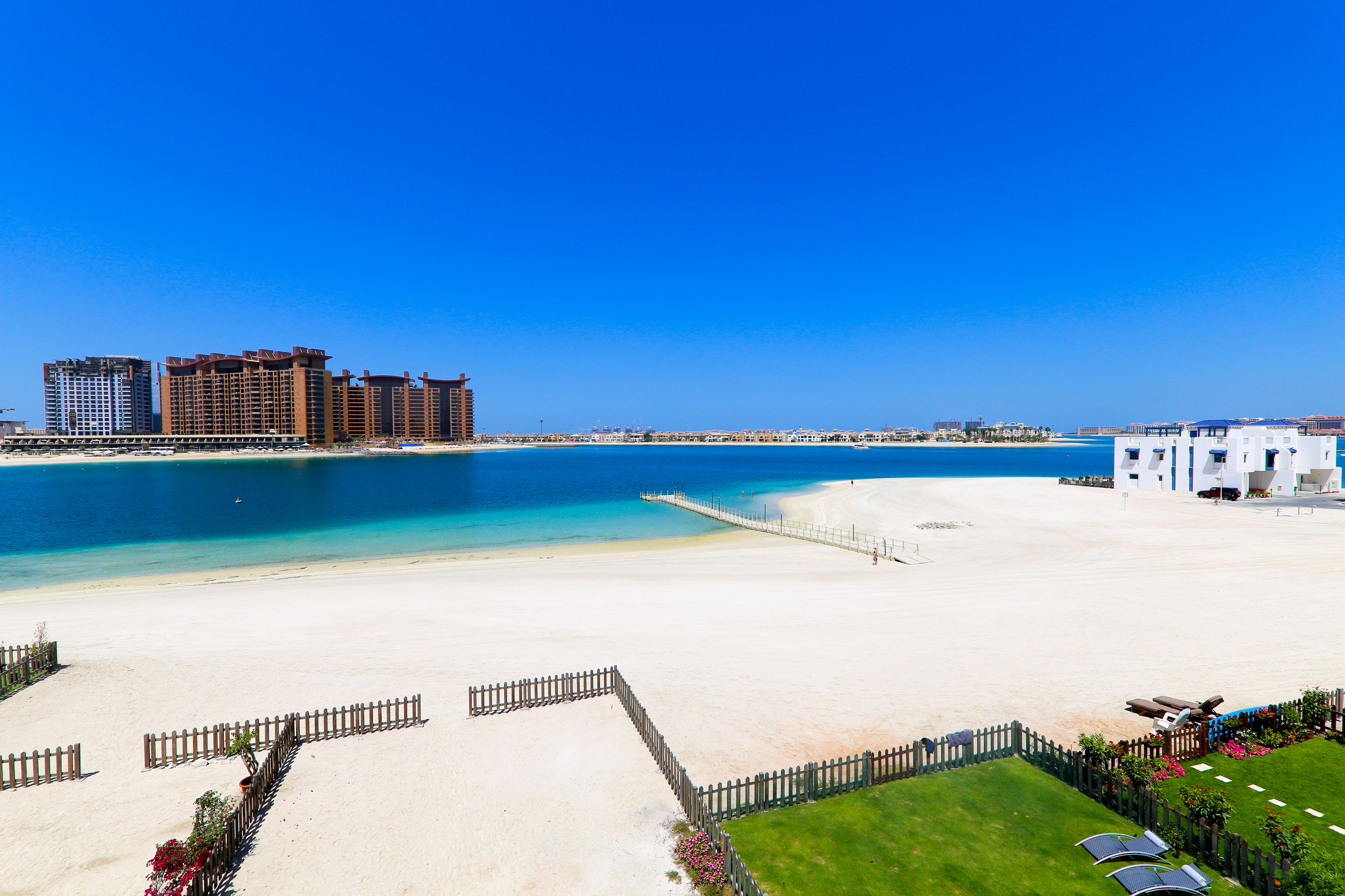 Huge Garden | Luxury Villa | Royal Atlantis Facing