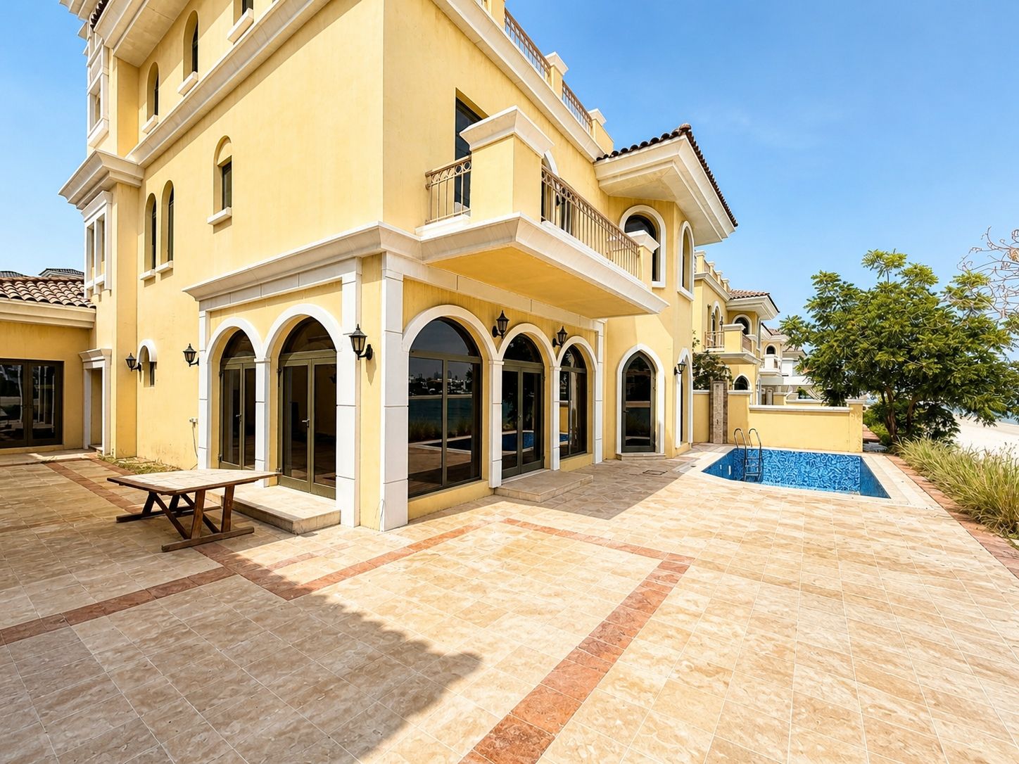 3 Storey 5BR Garden Home | Mid Number Atrium Entry