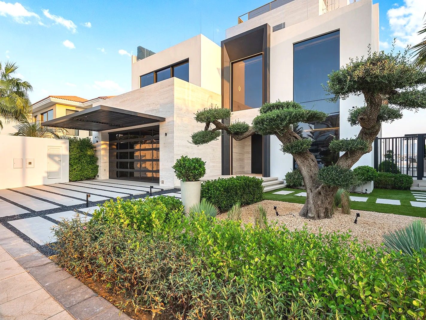 Fully Upgraded 3 Storey Tip Villa | 5BR High Italian Spec