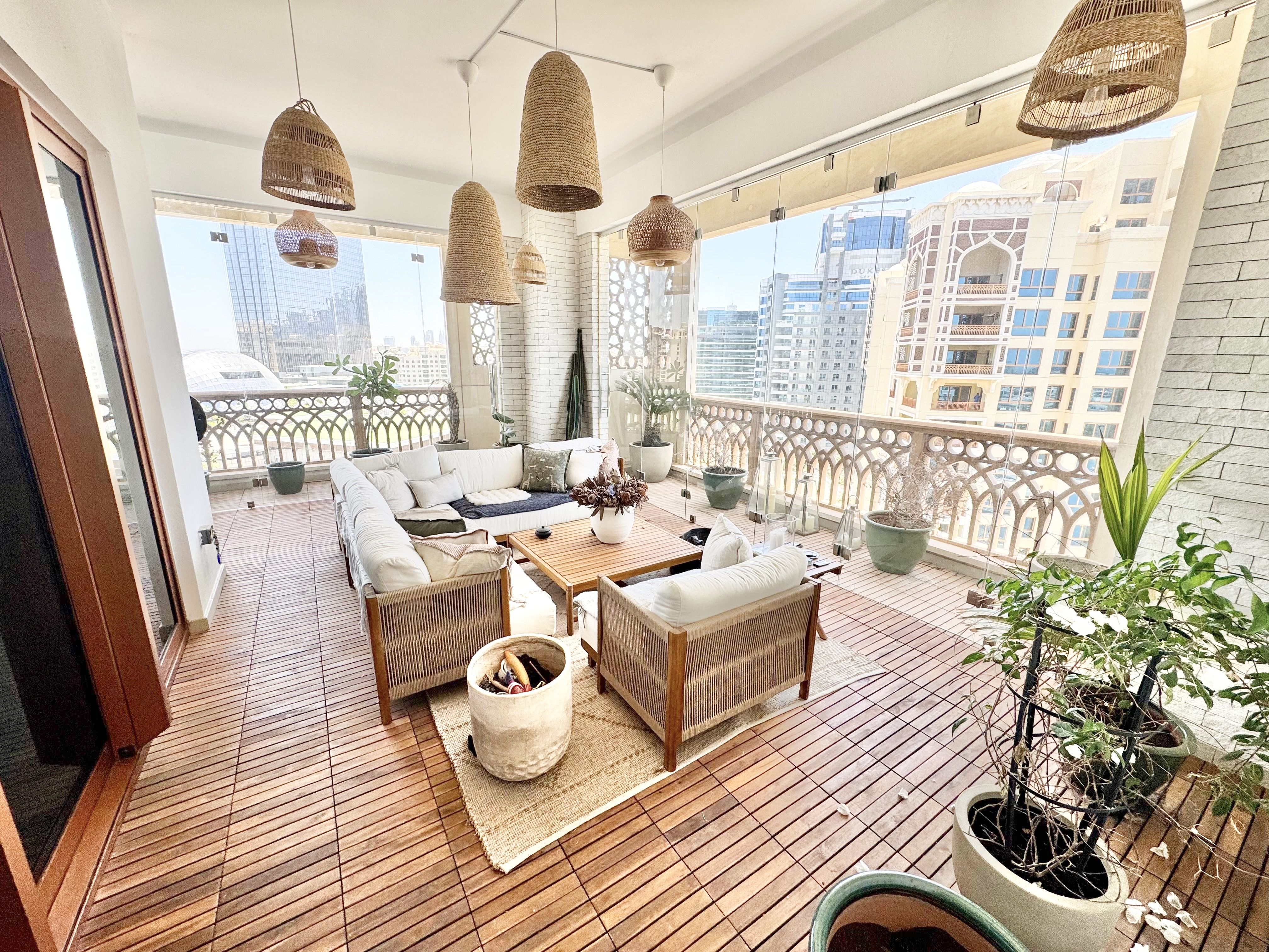 FULLY UPGRADED | HIGH FLOOR | SEA VIEW