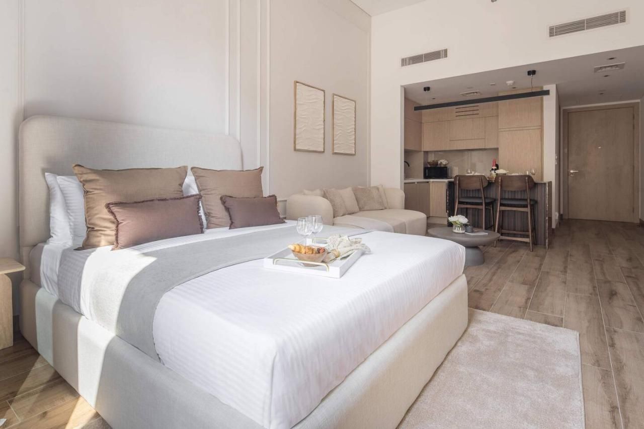 Vacant Now | Fully Furnished | Stylish Studio