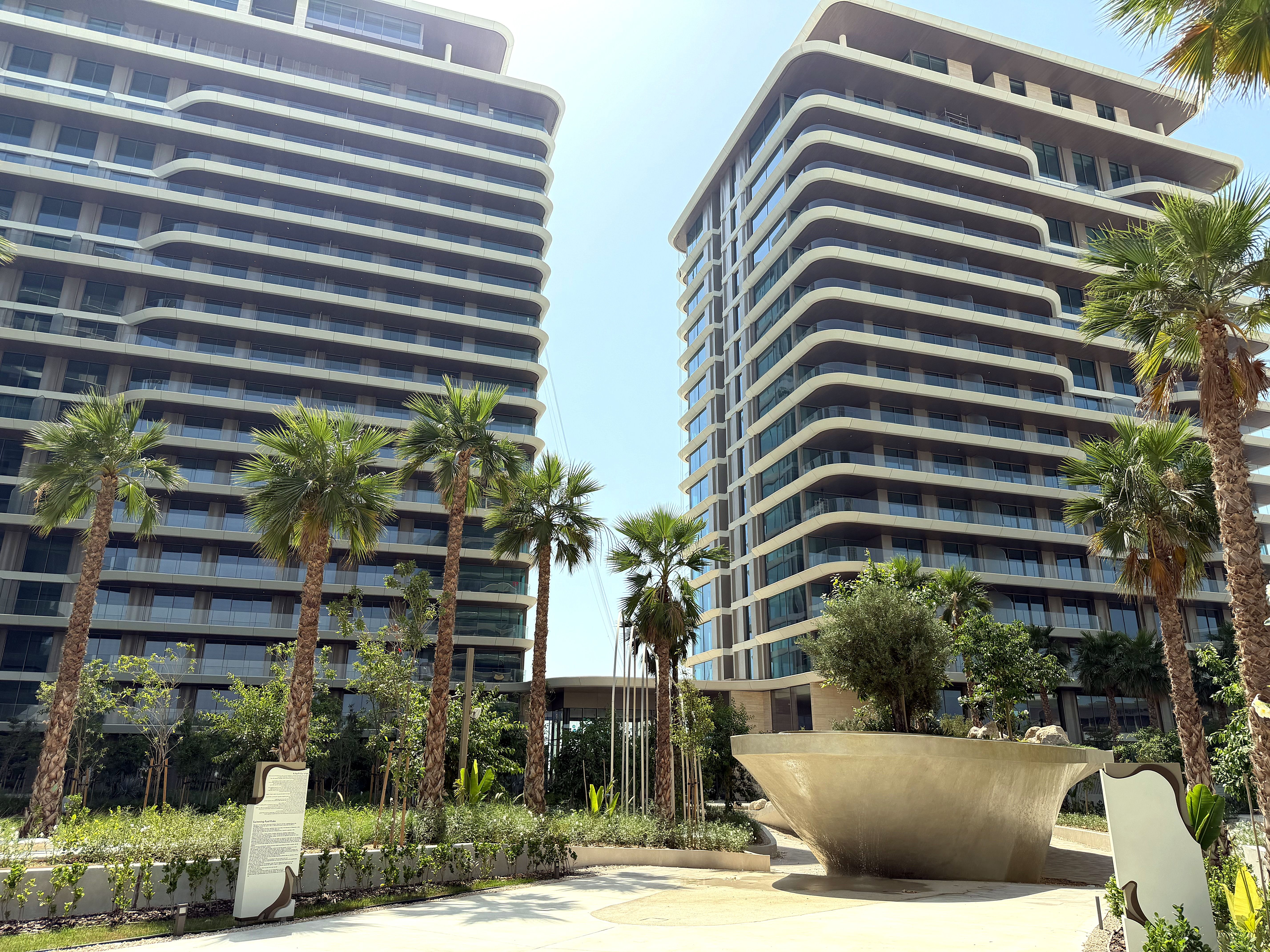 LUXURY PALM LIVING | FULL SEA VIEW | PREMIUM