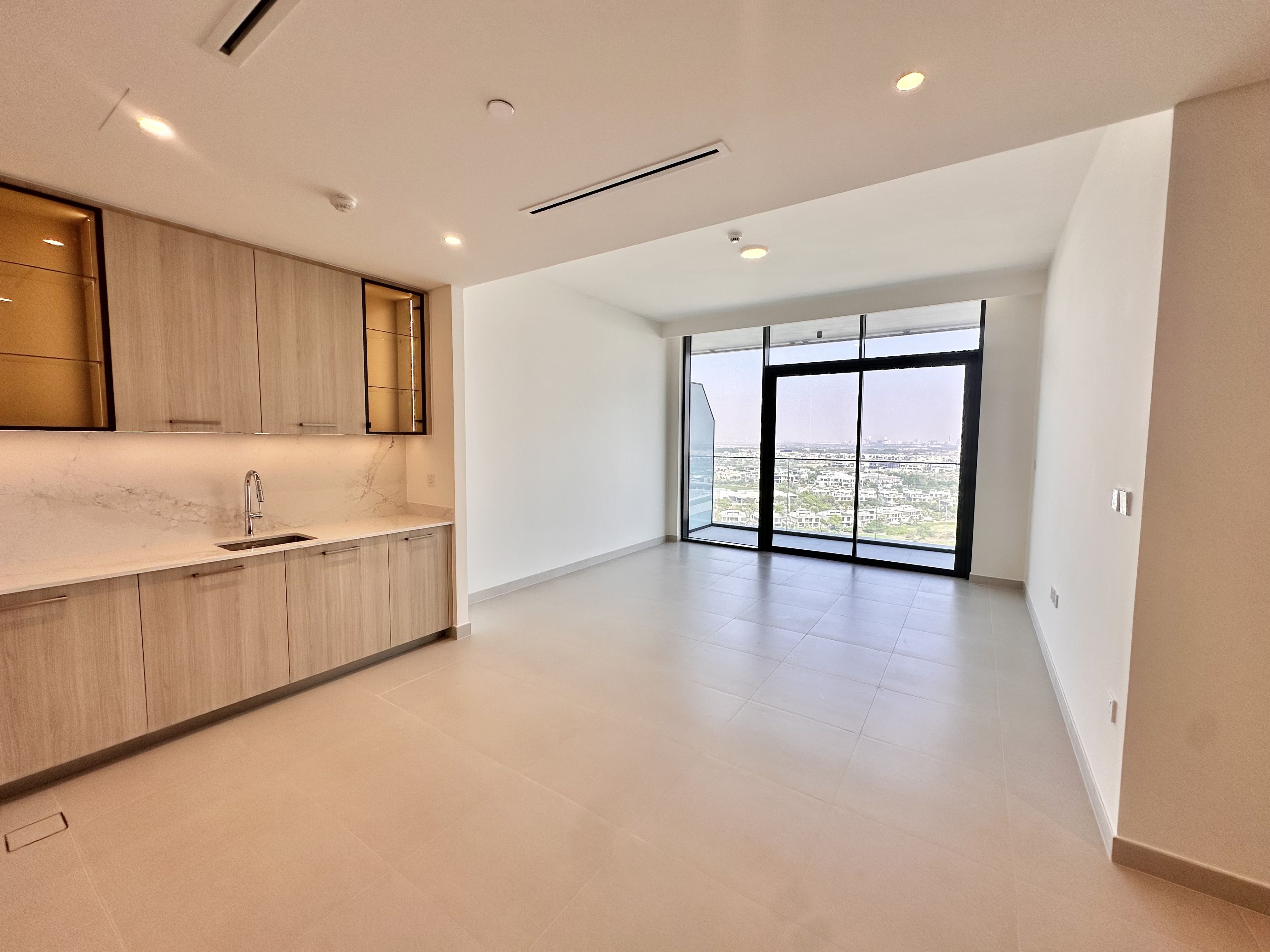 TOP FLOOR, FULL GOLF COURSE VIEW, JUST HANDED OVER