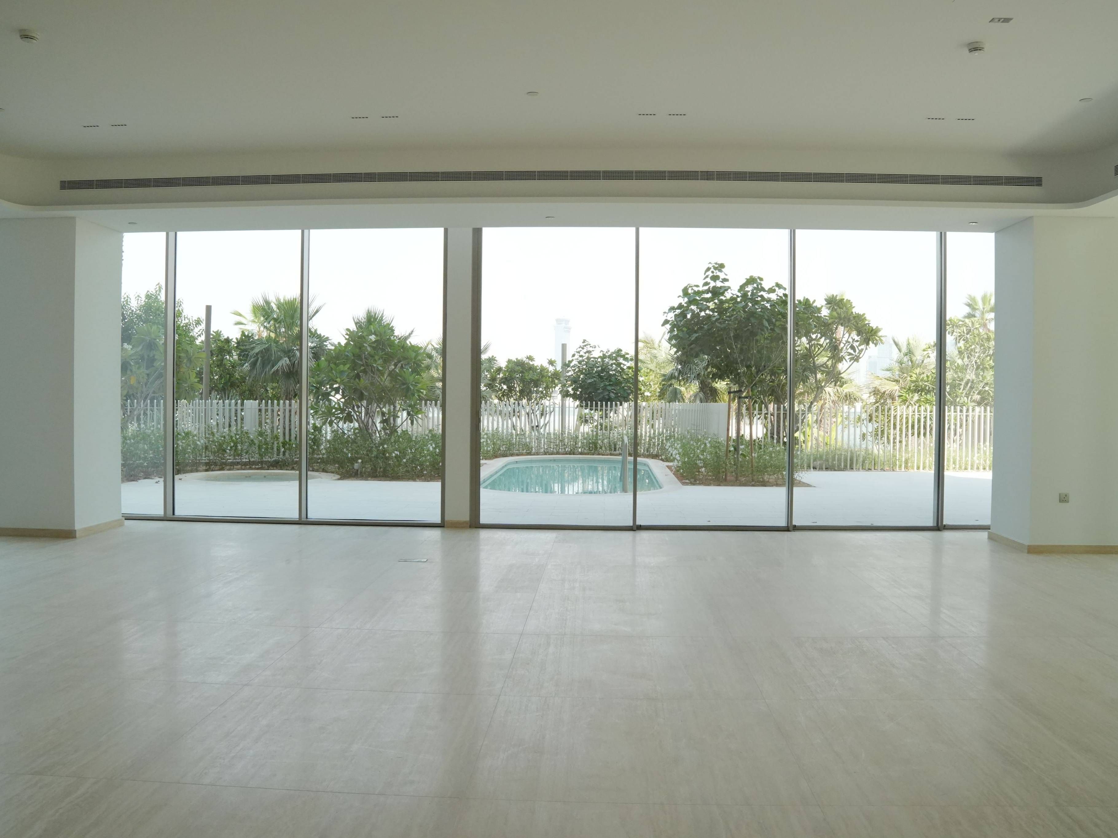 One of a Kind Beachfront Villa at Serenia Living | Private Pool | Palm Jumeirah