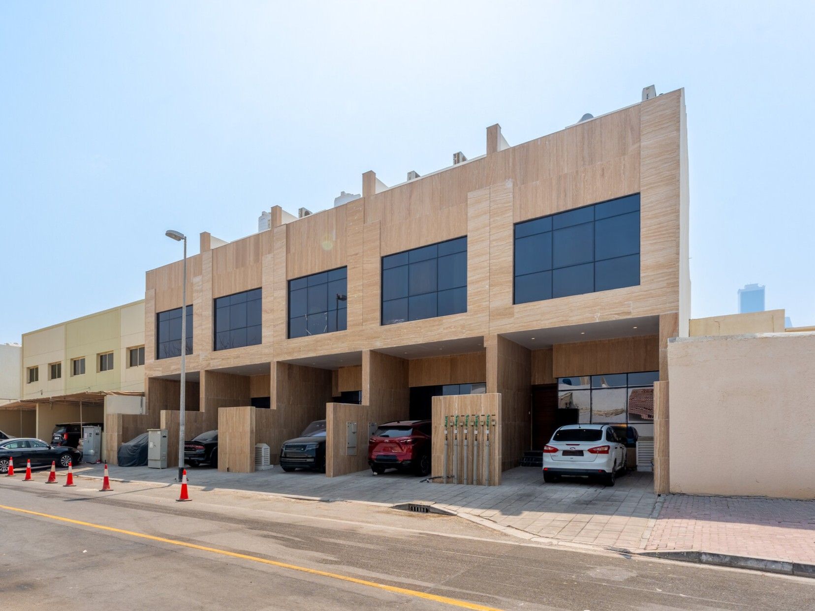 5 TOWNHOUSES | FULLY RENTED | BURJ KHALIFA VIEWS