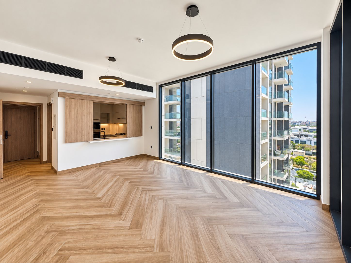 CORNER | BIG TERRACE | 2 PARKING SPACES