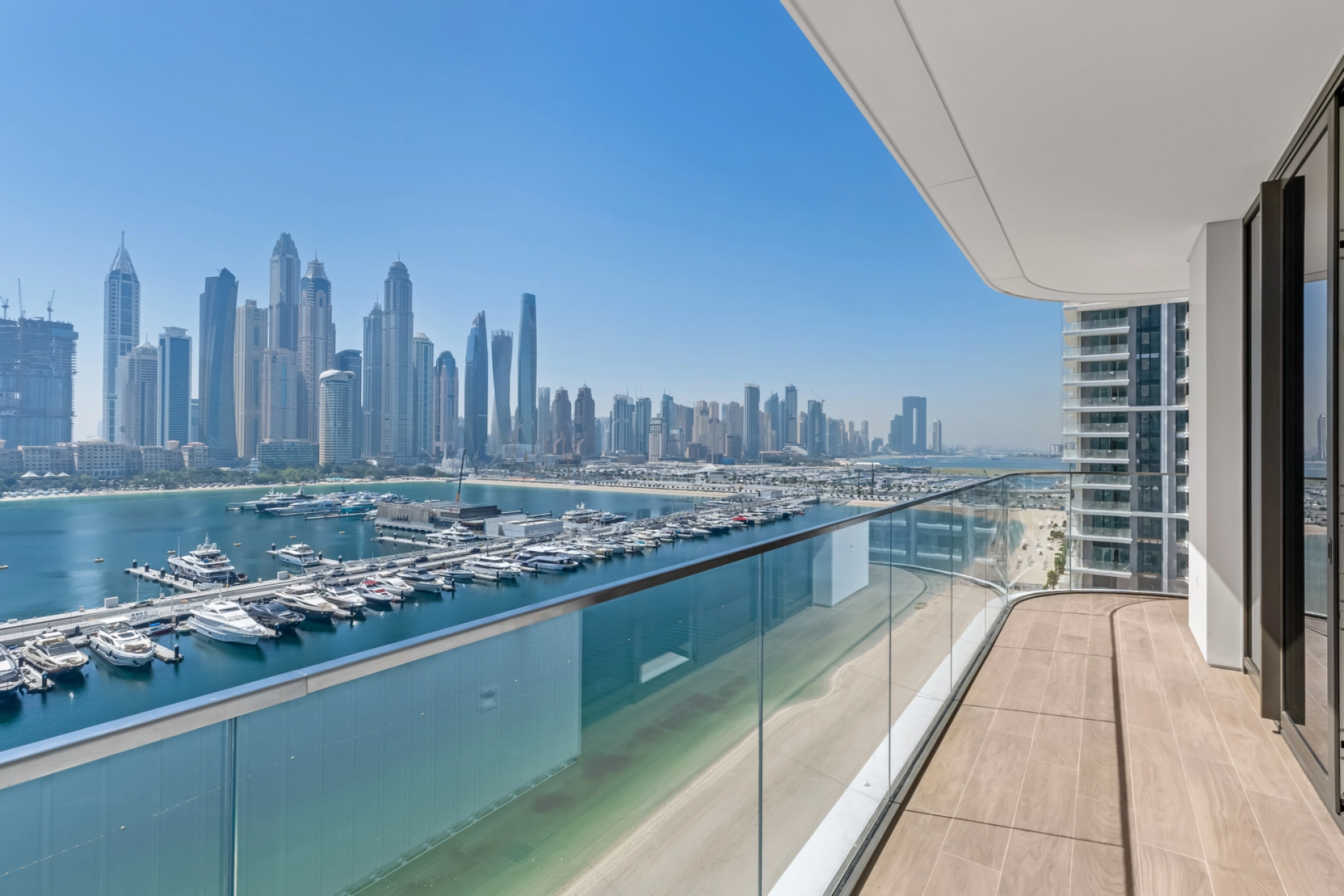 FULL SEA VIEW| MID FLOOR | 2 YRS POST HANDOVER