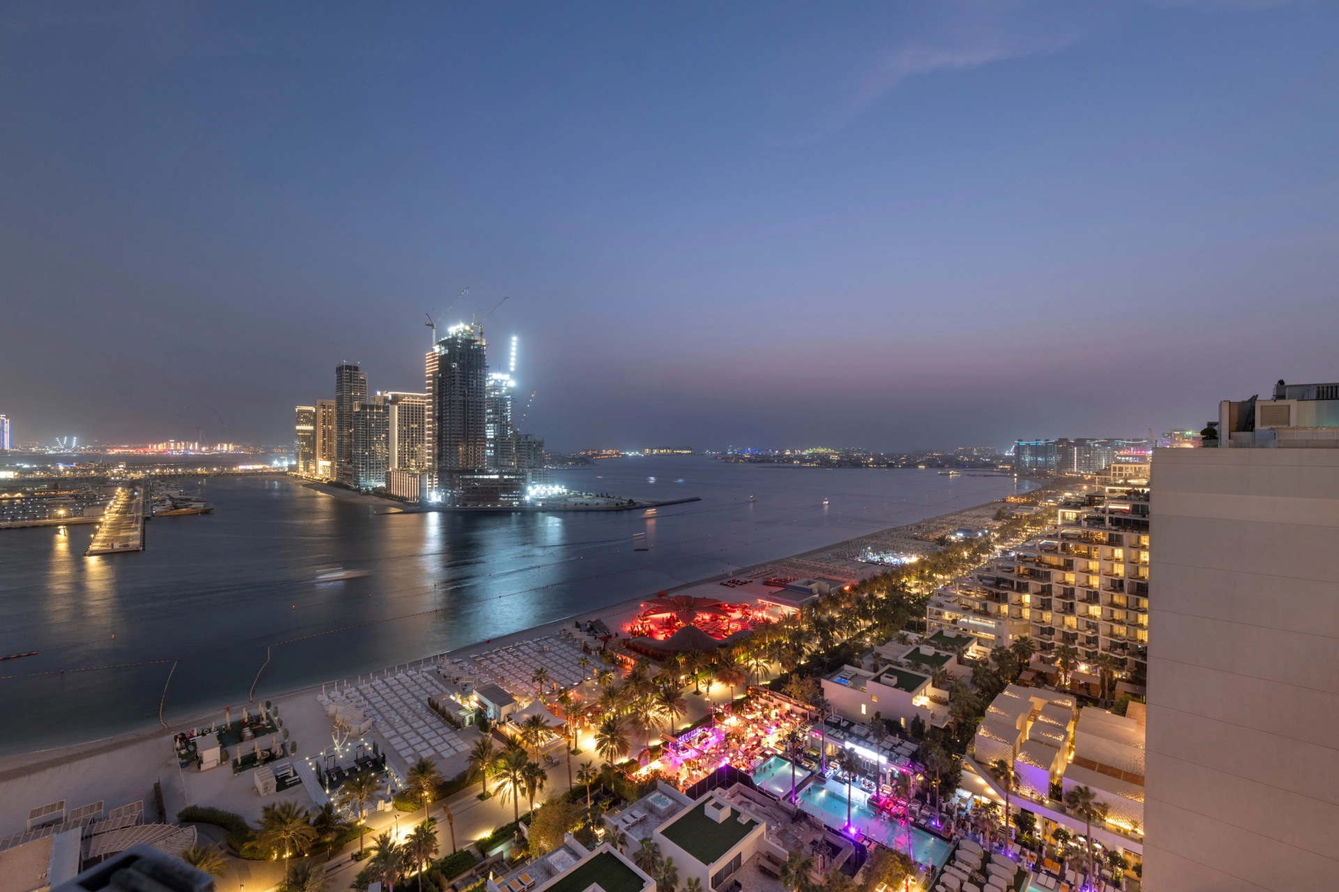 PRIVATE POOL AND BEACH| SKY MANSION | SEA VIEW