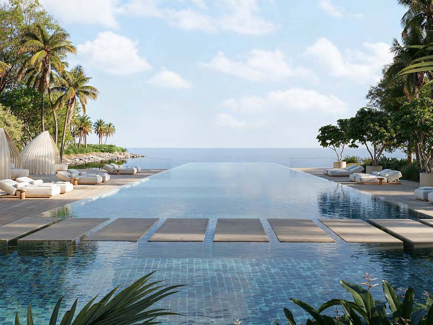 THE MOST LUXURIOUS VILLA ON THE BEACH IN DUBAI