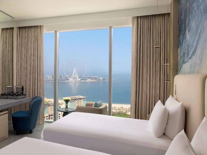 HIGH FLOOR | TALLEST IN THE AREA | NEGOTIABLE