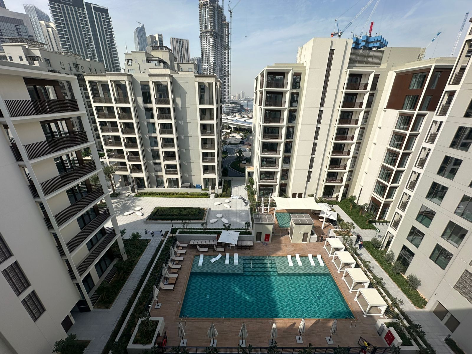 Brand New | High Floor | 6 Cheques