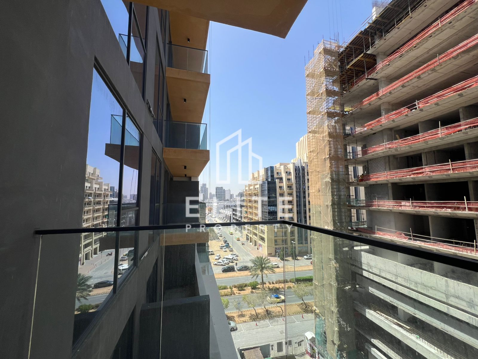 Large Layout | Brand New | Ready To Move-in