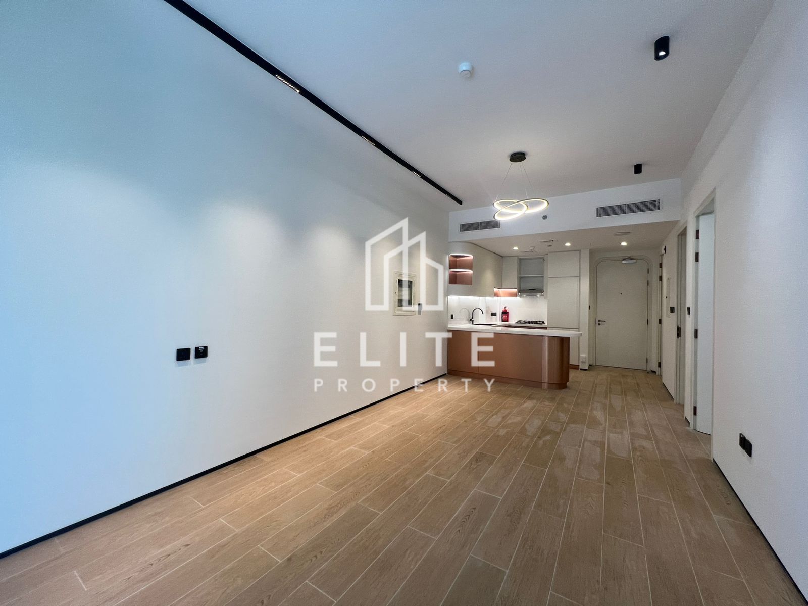 Large Layout | Brand New | Ready To Move-in